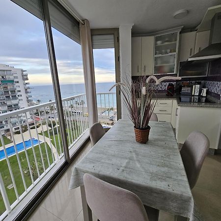 Apartamento En Benalmadena, Primera Linea De Playa Buitenkant foto