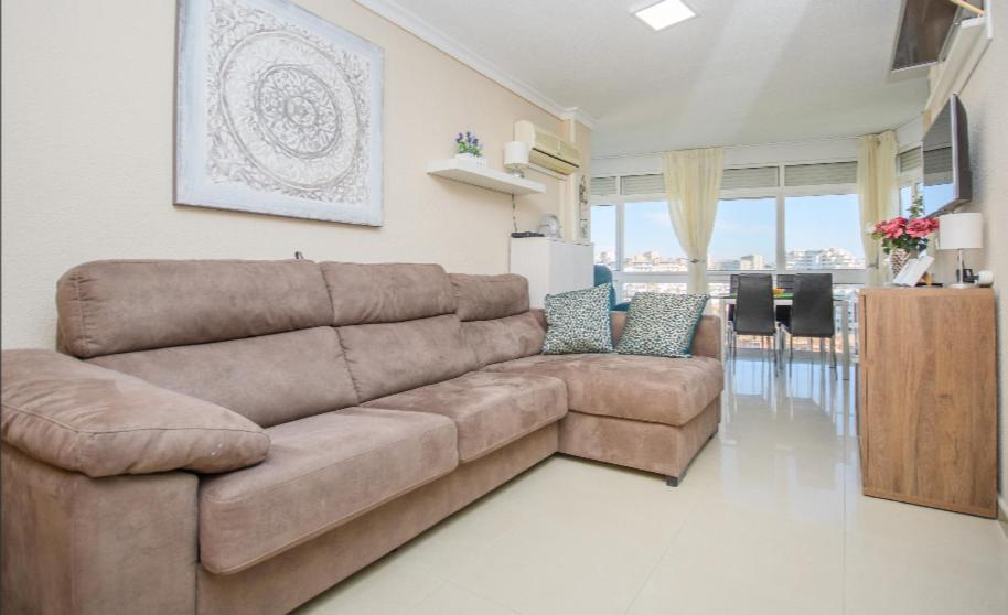Apartamento En Benalmadena, Primera Linea De Playa Buitenkant foto