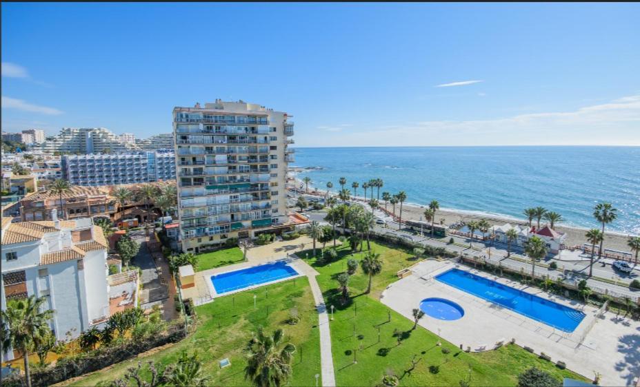 Apartamento En Benalmadena, Primera Linea De Playa Buitenkant foto